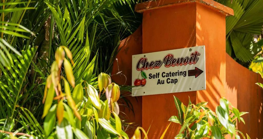 Apartamento Chez Benoit Self Catering Victoria Exterior foto