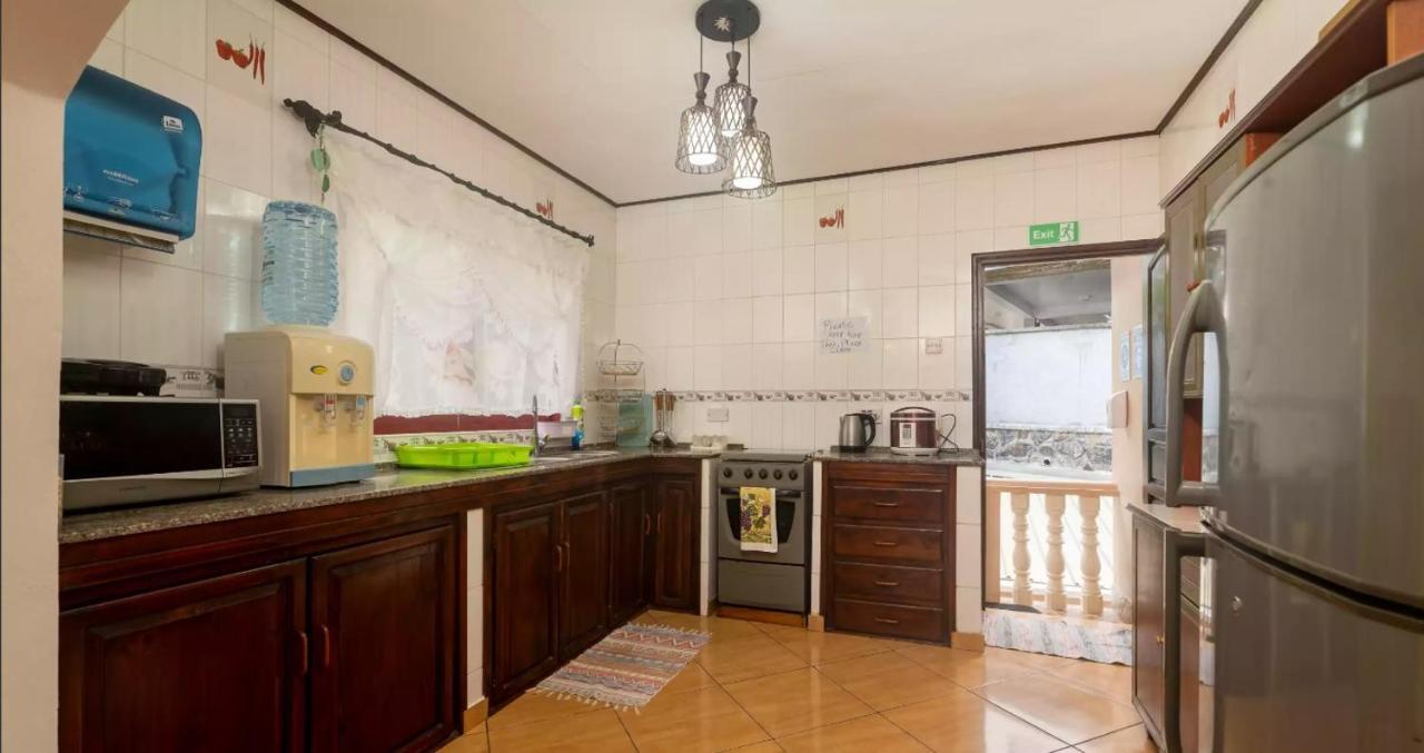 Apartamento Chez Benoit Self Catering Victoria Exterior foto