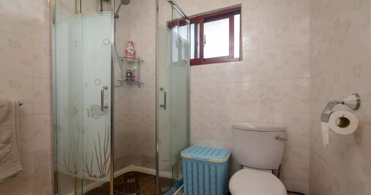 Apartamento Chez Benoit Self Catering Victoria Exterior foto